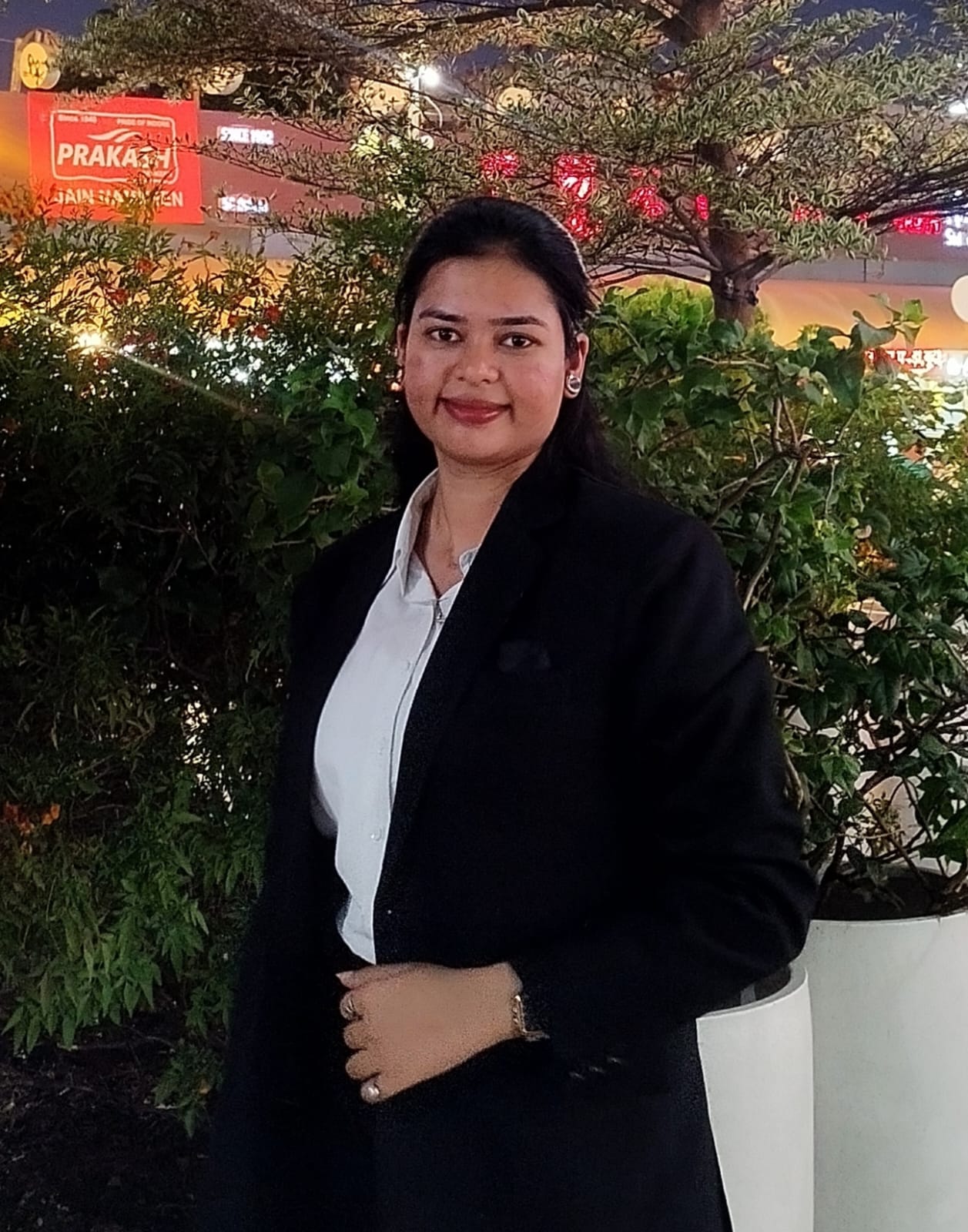 Adv. Riddhi Jain